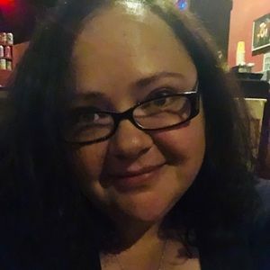 Meet your Posher, Deb